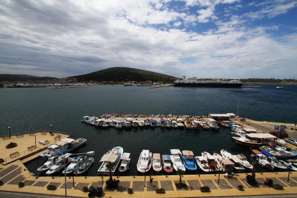 Larimar Boutique Hotel Çeşme Buitenkant foto
