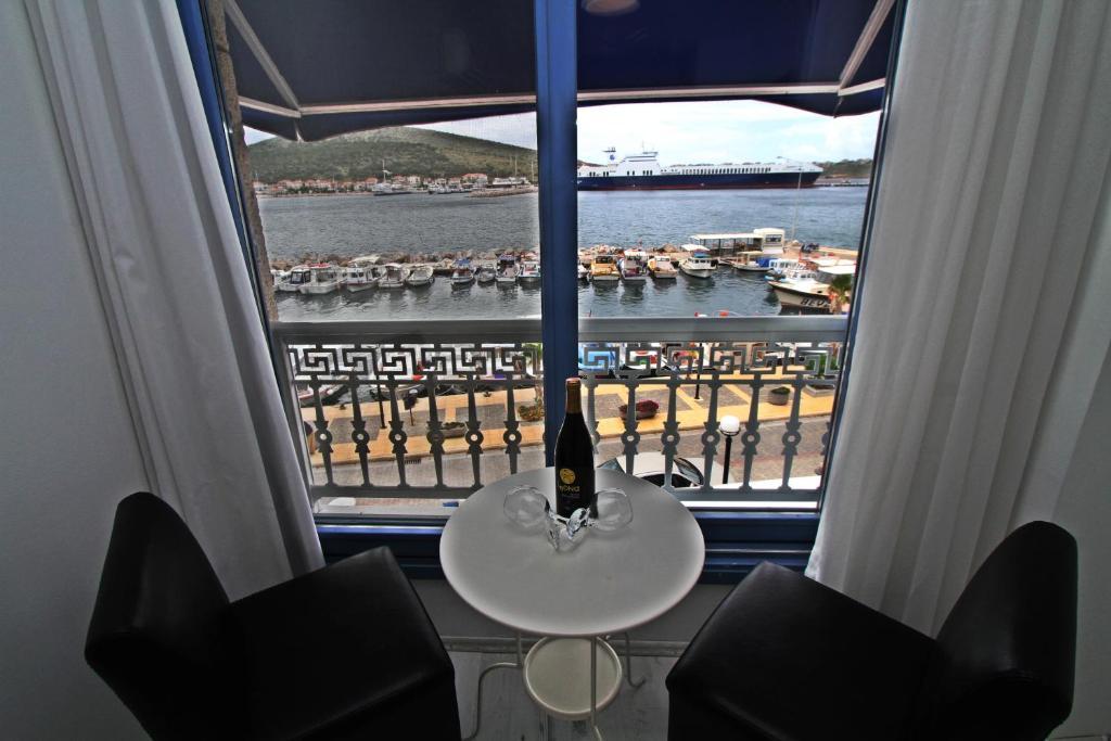 Larimar Boutique Hotel Çeşme Buitenkant foto